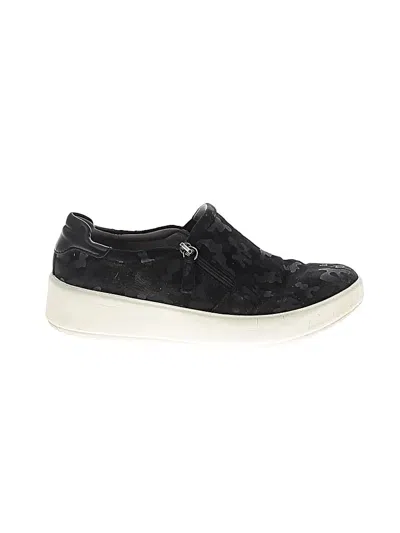 Pre-owned Clarks Sneakers In Black