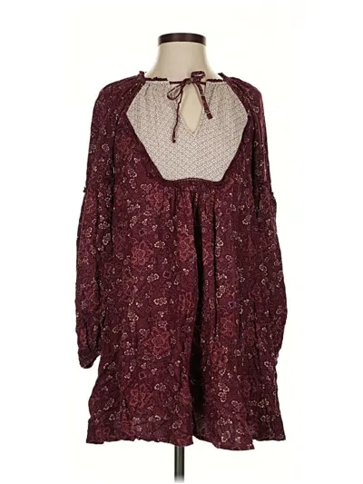 Pre-owned Hinge Casual Dress In Burgundy