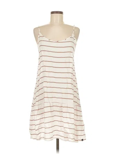 Pre-owned Hurley Casual Dress In White