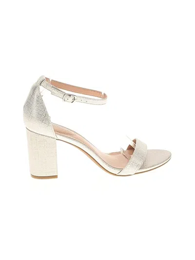 Pre-owned Bandolino Heels In Silver