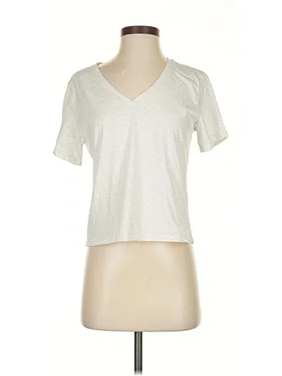 Pre-owned Athleta Short Sleeve T-shirt In Silver