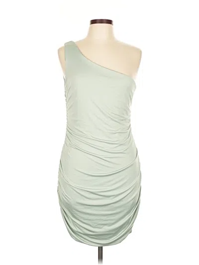 Pre-owned Prettylittlething Cocktail Dress In Green