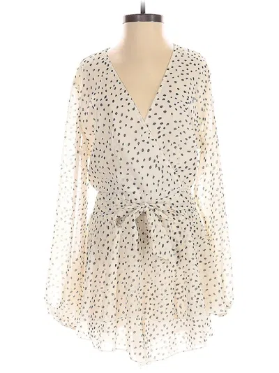 Pre-owned Classic Fashions Romper In White