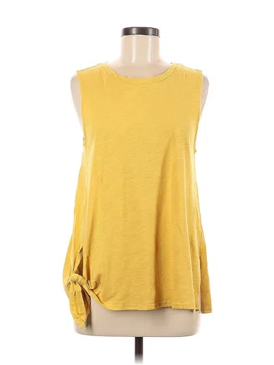Pre-owned She + Sky Sleeveless T-shirt In Yellow