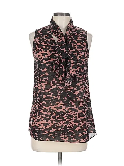 Pre-owned Cabi Sleeveless Blouse In Pink