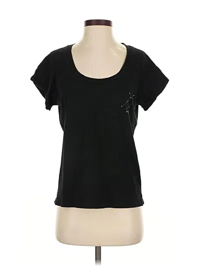 Pre-owned Hot Topic Short Sleeve T-shirt In Black