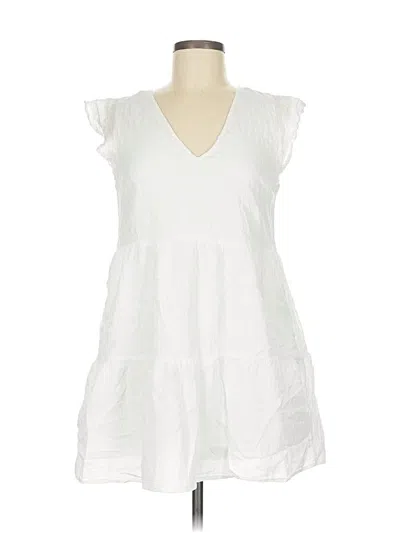 Pre-owned Abercrombie & Fitch Casual Dress In White