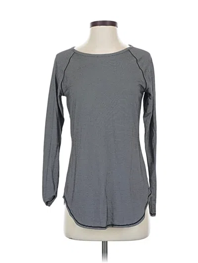 Pre-owned Athleta 3/4 Sleeve T-shirt In Gray