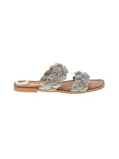 Pre-owned Sheln Sandals In Silver
