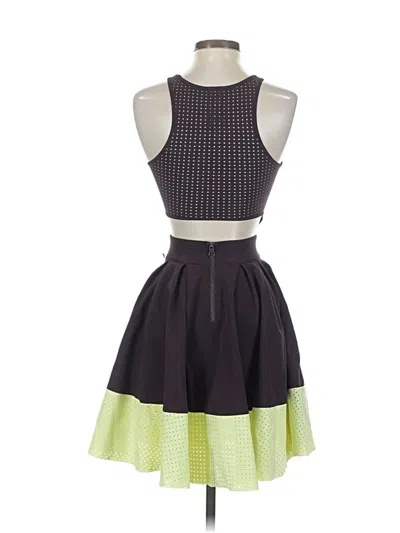 Pre-owned Lululemon Athletica Cocktail Dress In Green