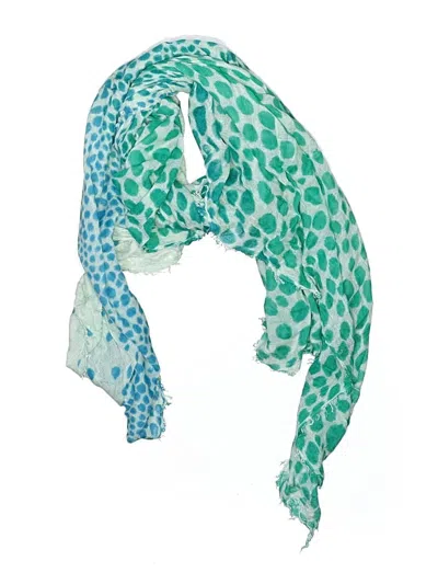 Pre-owned Gap Scarf In Green