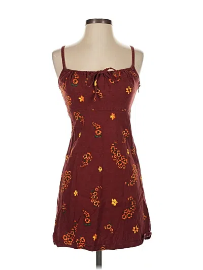 Pre-owned Urban Outfitters Casual Dress In Burgundy