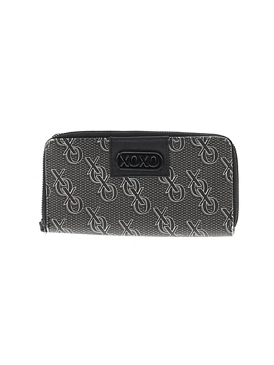 Pre-owned Xoxo Wristlet In Gray