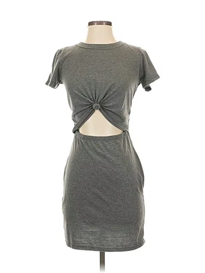 Pre-owned Socialite Casual Dress In Gray