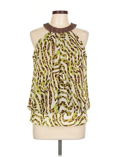 Adiva Sleeveless Blouse In Green