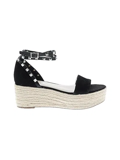 Pre-owned Marc Fisher Sandals In Black