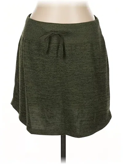Pre-owned Xersion Casual Skirt In Green