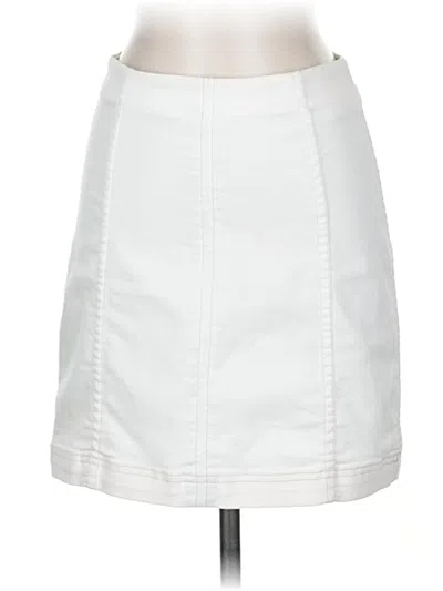 Pre-owned Free People Casual Skirt In White