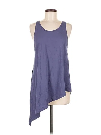 Pre-owned Lululemon Athletica Sleeveless T-shirt In Purple