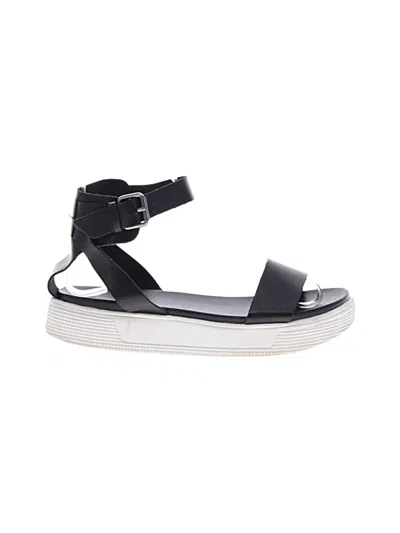 Pre-owned Mia Sandals In Black