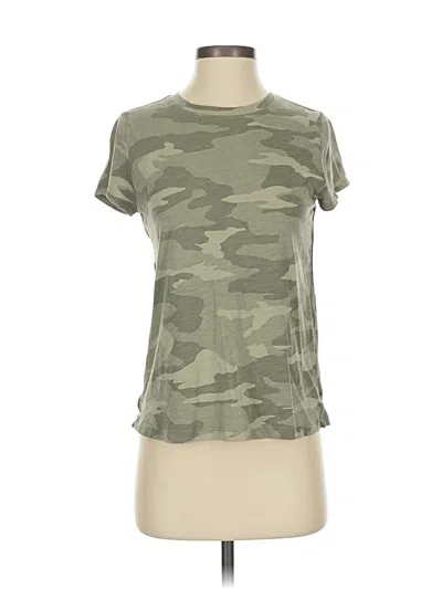 Pre-owned Athleta Short Sleeve T-shirt In Green