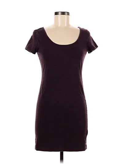 Pre-owned H&m Casual Dress In Burgundy