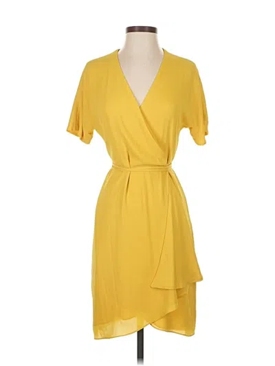 Pre-owned Babaton Casual Dress In Yellow