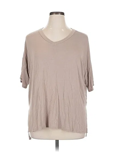 Pre-owned Zenana 3/4 Sleeve T-shirt In Brown