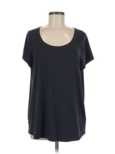 Pre-owned Athleta Short Sleeve T-shirt In Black
