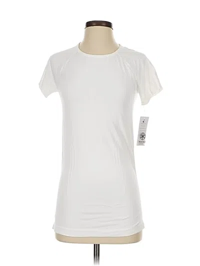 Pre-owned Gaiam Active T-shirt In White