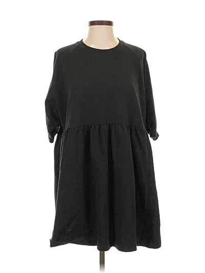 Pre-owned Prettylittlething Casual Dress In Black