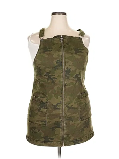 Pre-owned So Casual Dress In Green