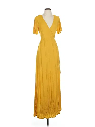 Pre-owned Lulus Casual Dress In Yellow