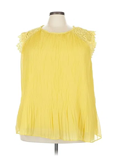 Pre-owned Liv Sleeveless Blouse In Yellow