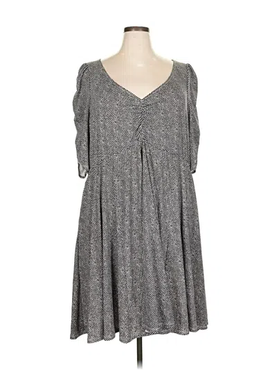 Pre-owned Torrid Casual Dress In Gray