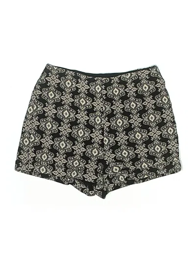 Pre-owned Hollister Shorts In Gold