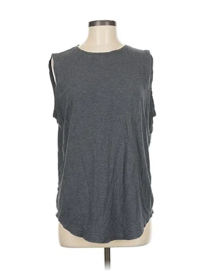 Pre-owned Lululemon Athletica Sleeveless T-shirt In Gray