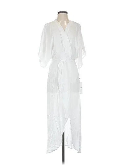 Lezat Casual Dress In White