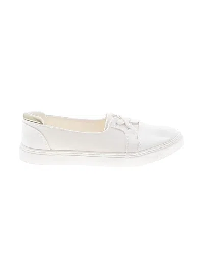 Pre-owned Kelly & Katie Sneakers In White