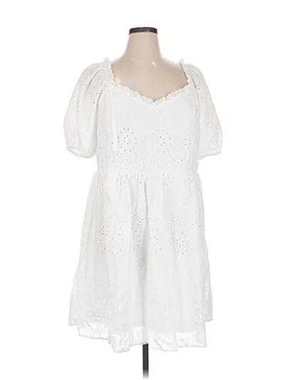 Andree By Unit Casual Dress In White