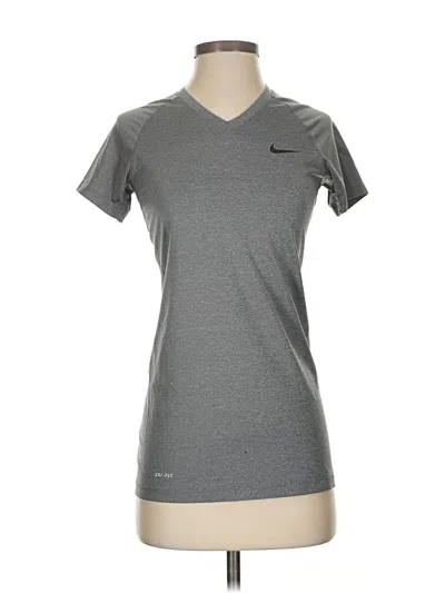 Pre-owned Nike Short Sleeve Top Gray V Neck Tops
