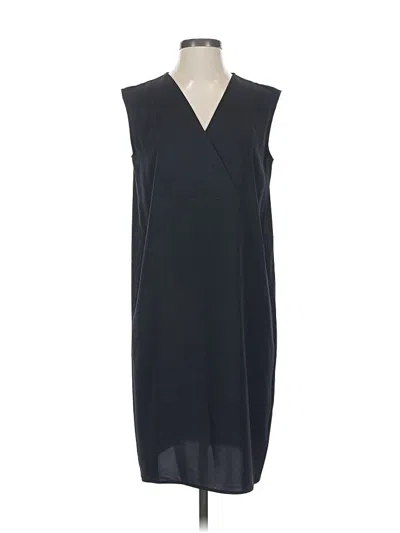 Pre-owned Uniqlo Casual Dress In Black