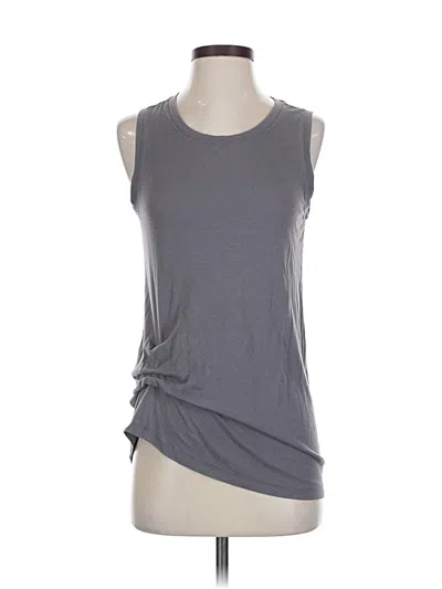Pre-owned Athleta Sleeveless T-shirt In Gray