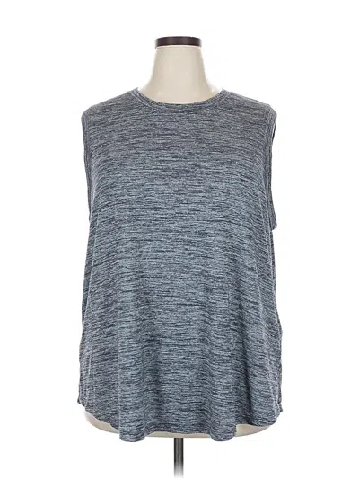 Pre-owned Athleta Sleeveless T-shirt In Gray