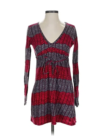 Pre-owned Hurley Casual Dress In Red