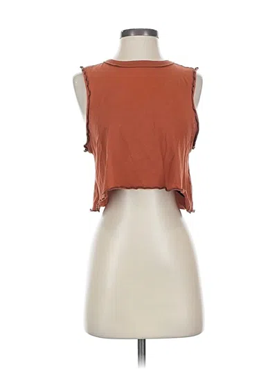 Pre-owned Urban Outfitters Sleeveless T-shirt In Brown