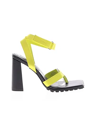 Pre-owned Jessica Simpson Sandals In Yellow