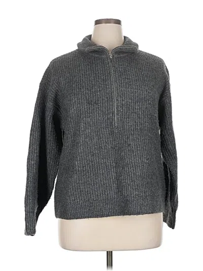 Pre-owned Vince Camuto Pullover Sweater In Gray
