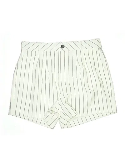 Pre-owned Torrid Shorts In White