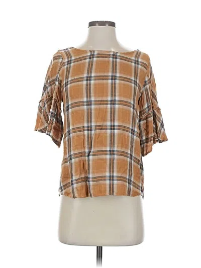 Pre-owned Maurices Short Sleeve T-shirt In Brown